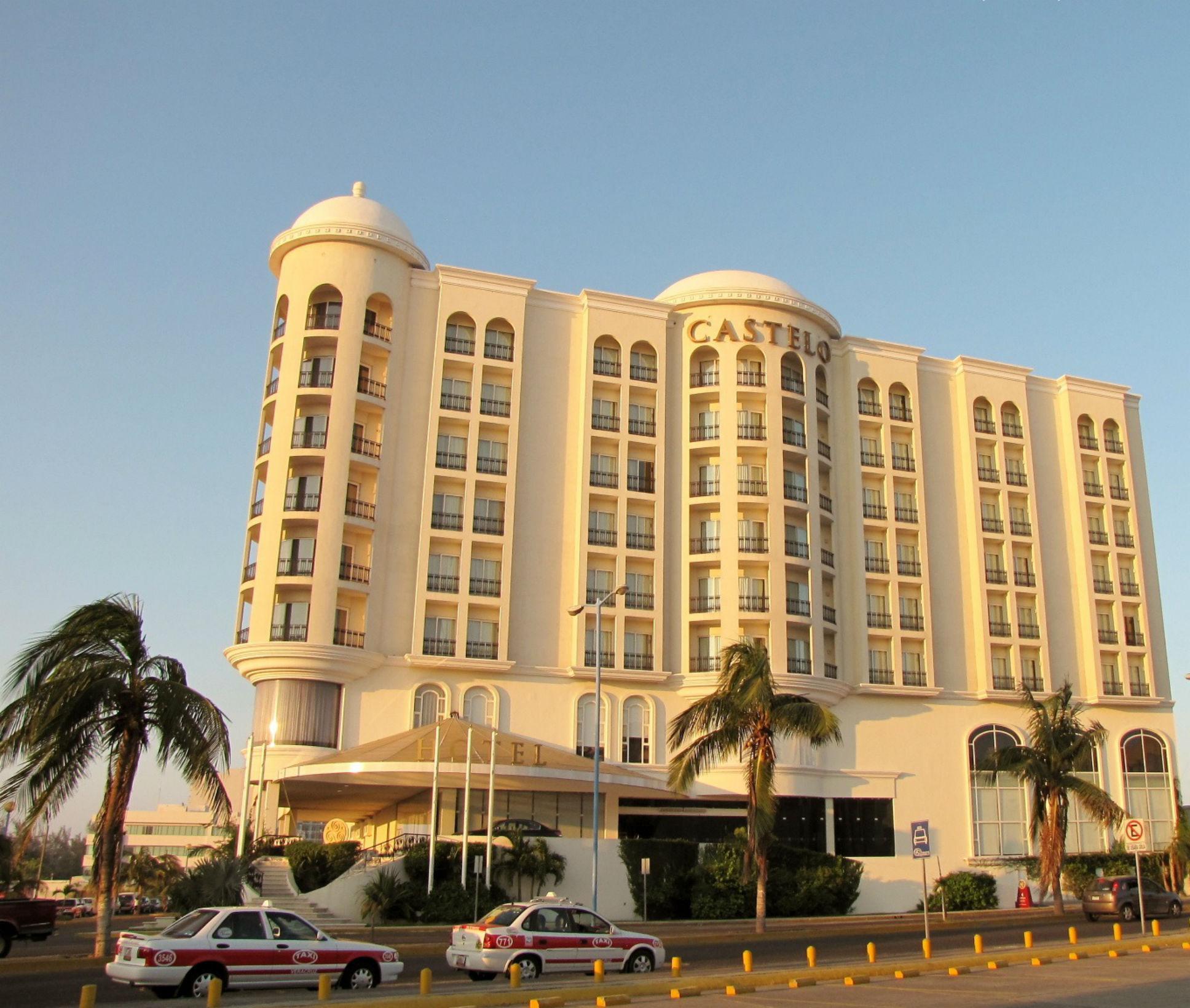 Отель Ramada Plaza By Wyndham Veracruz Boca Del Rio Экстерьер фото